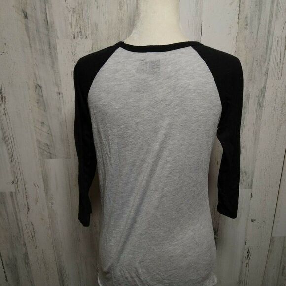 Suicide Squad Rotten Raglan Graphic Tee Shirt from Hot Topic Size Medium - Picture 3 of 4